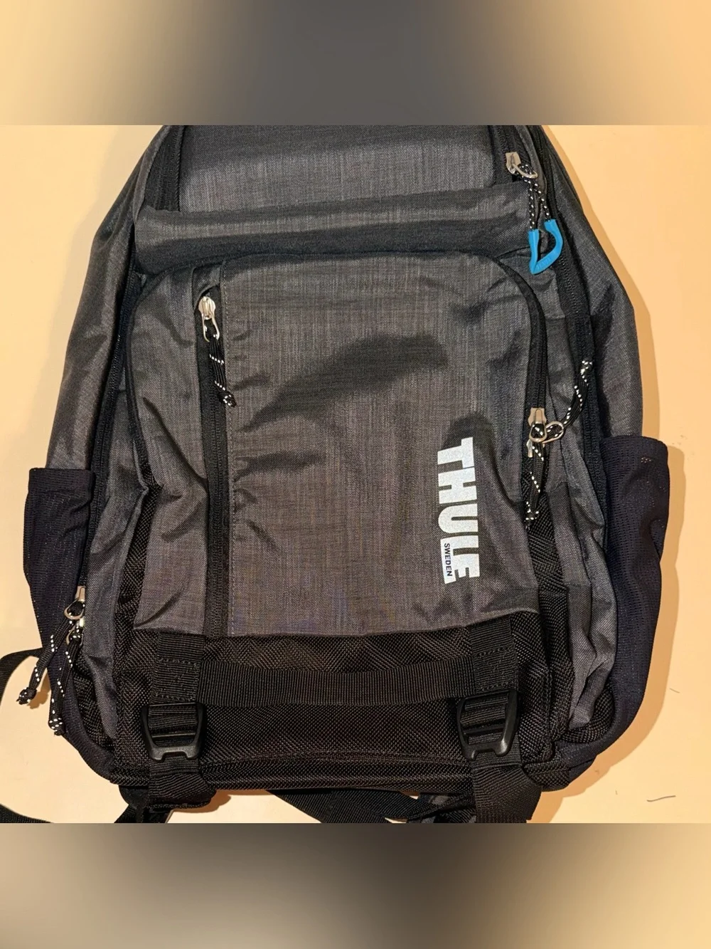 Thule Strävan 15" Tech Laptop Backpack - Dark Shadow Gray/Black - Picture 10 of 12